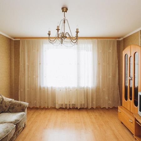 Apartment In The Center Sumy Exterior foto