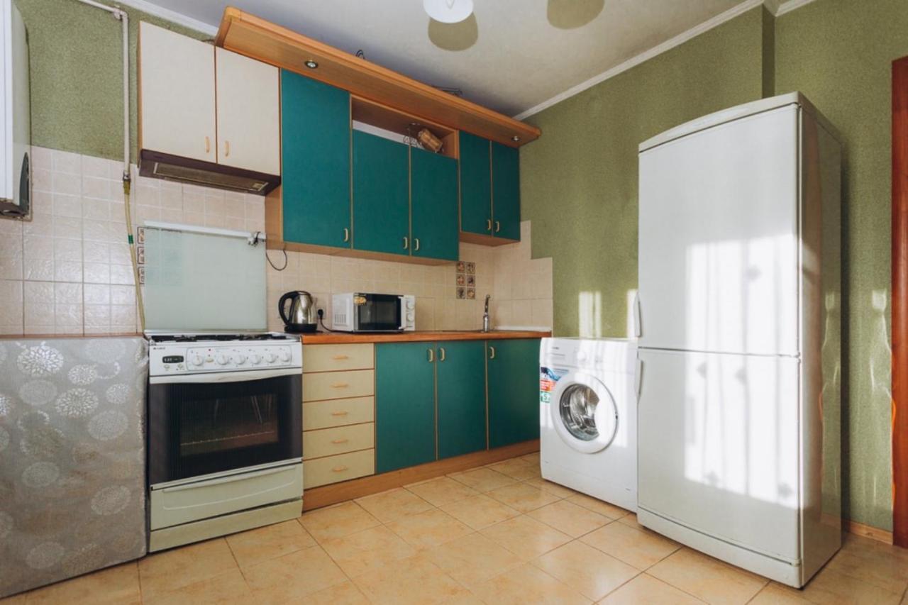 Apartment In The Center Sumy Exterior foto