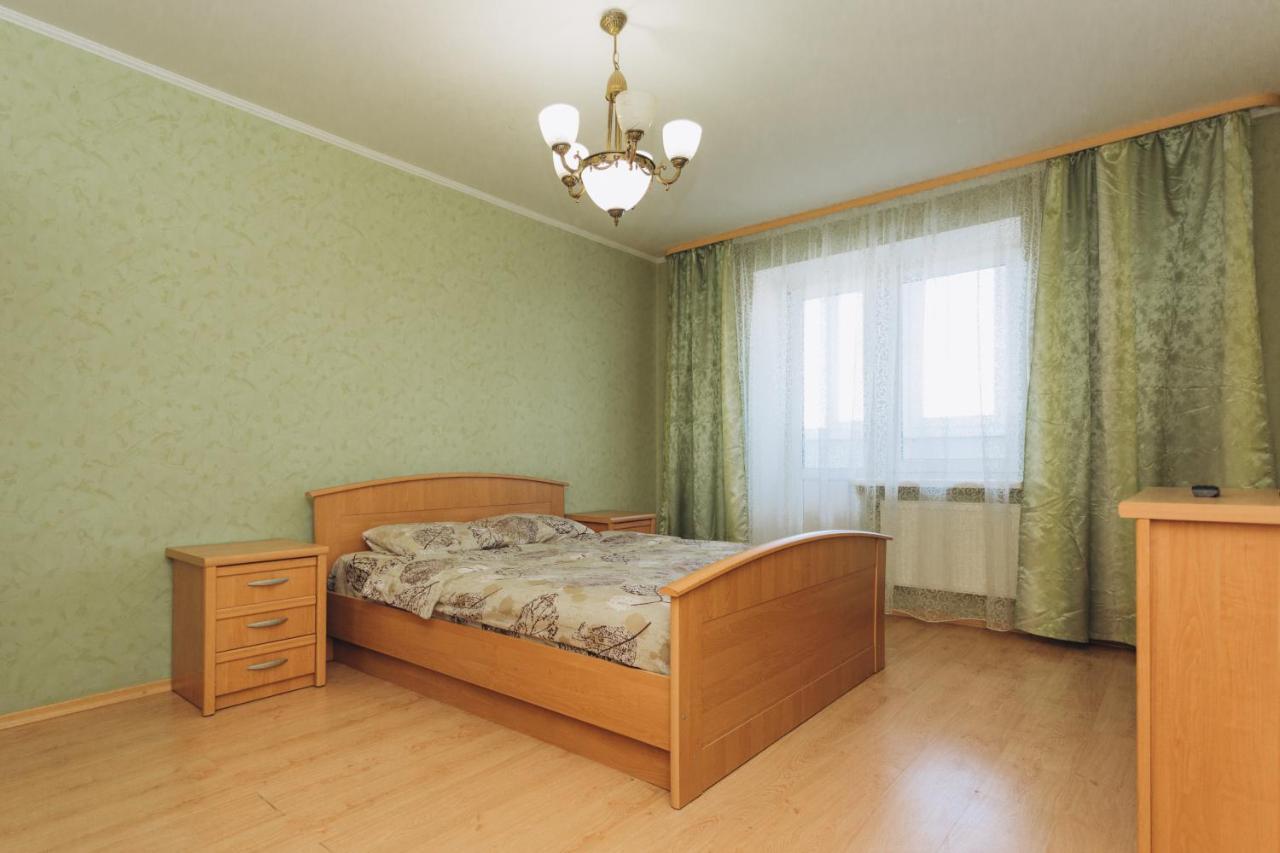 Apartment In The Center Sumy Exterior foto